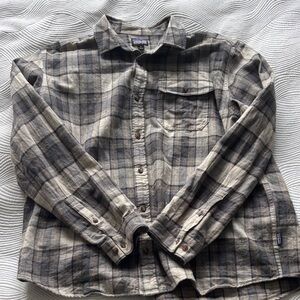 Patagonia Men's Casual Plaid Shirt - Gray and Brown